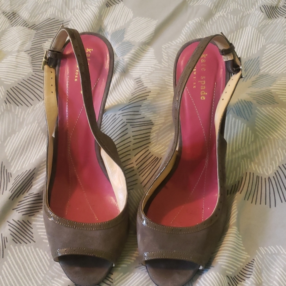 Gray Kate Spade open toed sandals